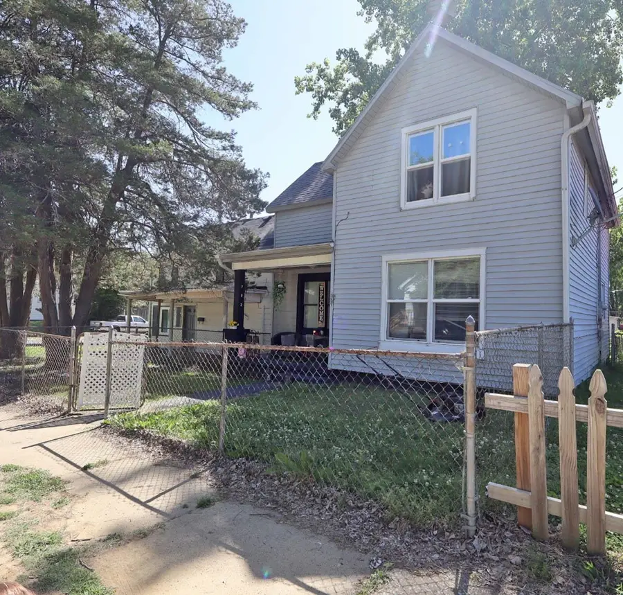 702 Letcher, Henderson, KY 42420 - #2