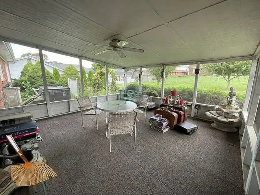 2545 Knoll Top Lane, Henderson, KY 42420 - #3