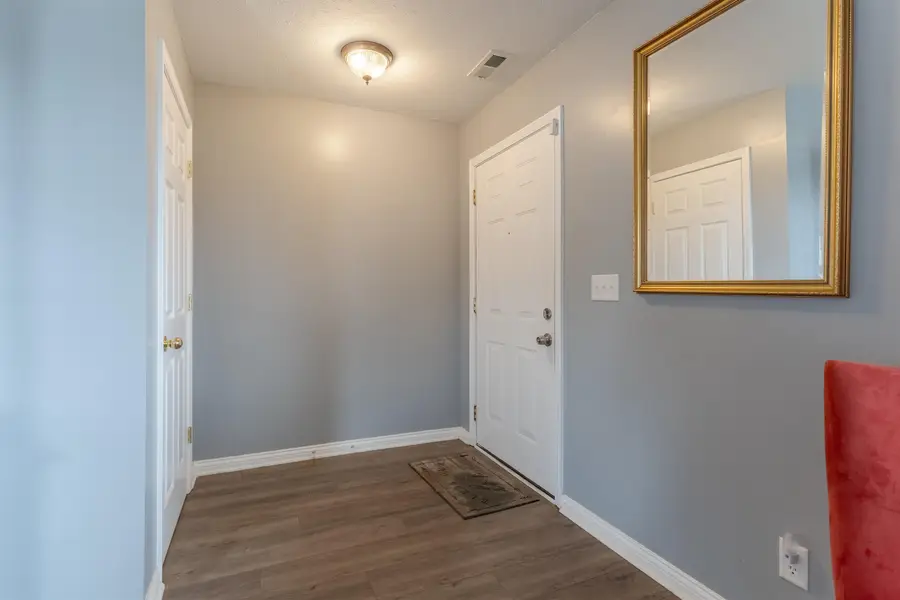 256 E Fox Hollow Run, Henderson, KY 42420 - #2