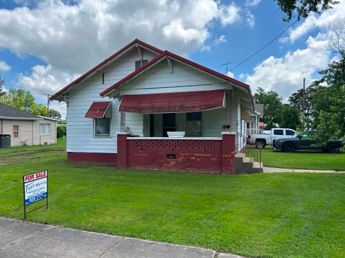 802 N Johnson St, Sturgis, KY 42459 - #1