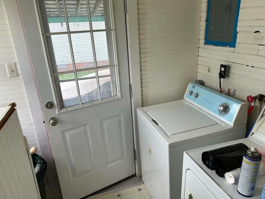 802 N Johnson St, Sturgis, KY 42459 - #2