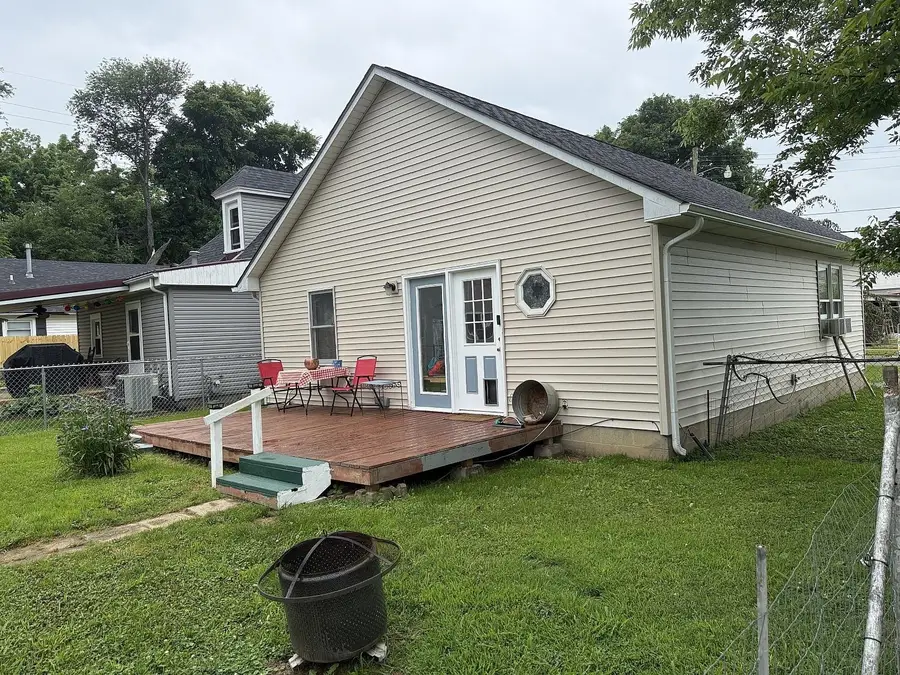 307 Lucas Ave, Owensboro, KY 42301 - #3