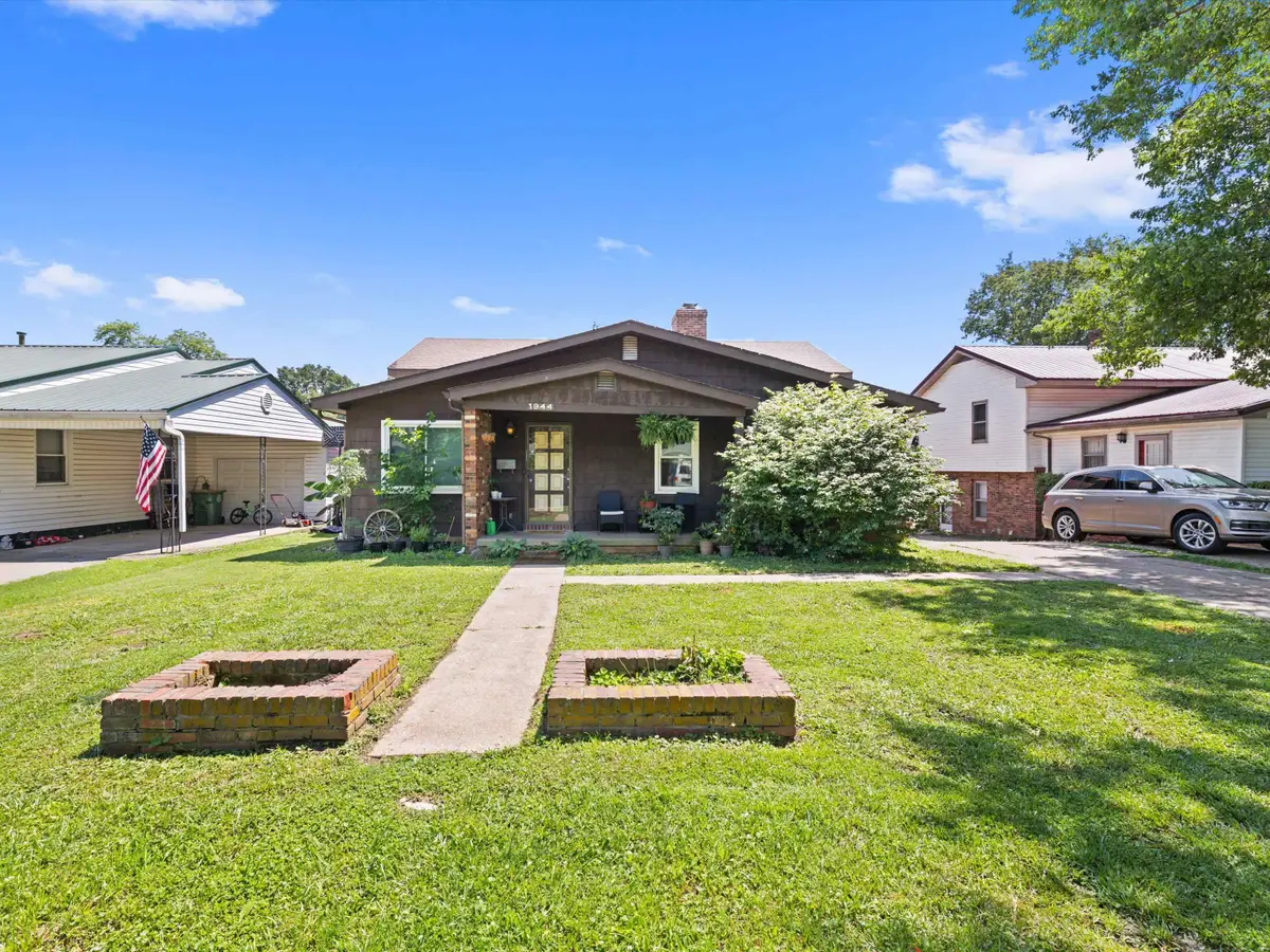 1944 Washington Street, Henderson, KY 42420 - #1