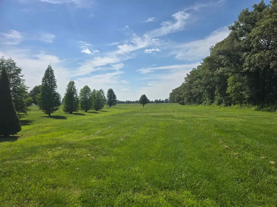 588 Steamboat Rd., Owensboro, KY 42301 - #3