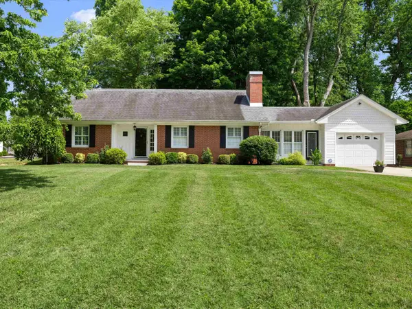 832 S Adams St., Henderson, KY 42420