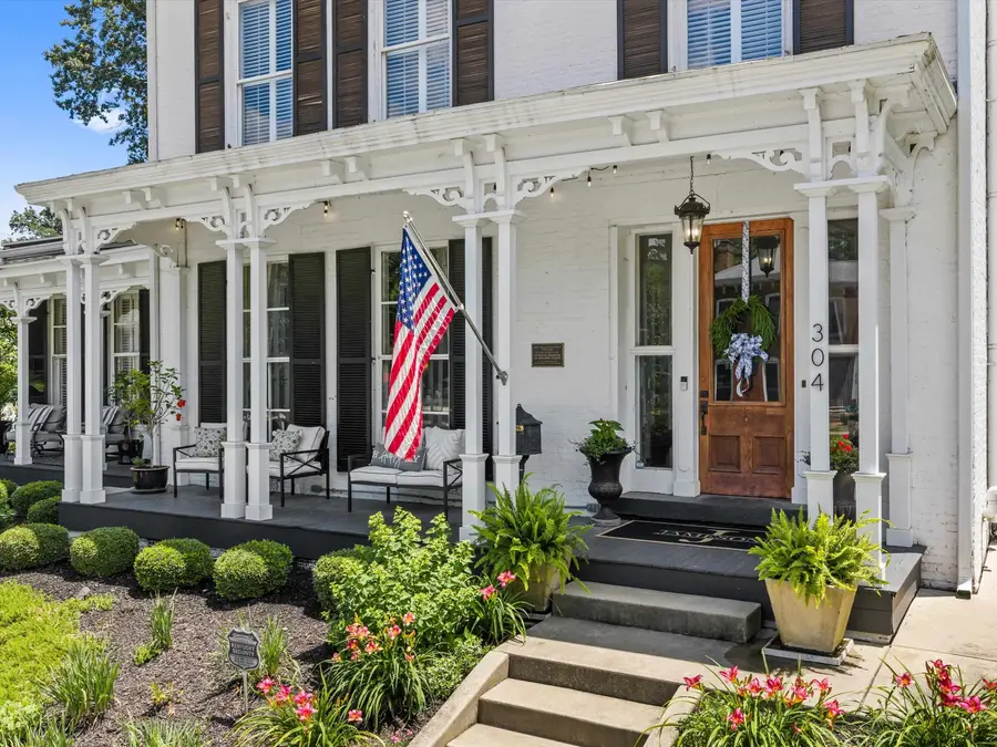 304 S Main St, Henderson, KY 42420 - #3