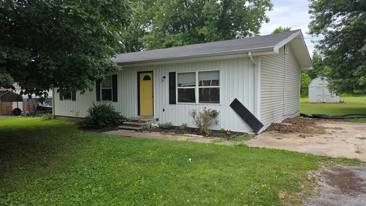 400 S Chapman St, Morganfield, KY 42437 - #1