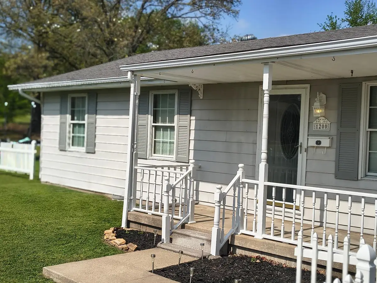 1200 Academy, Eldorado, IL 62930 - #1