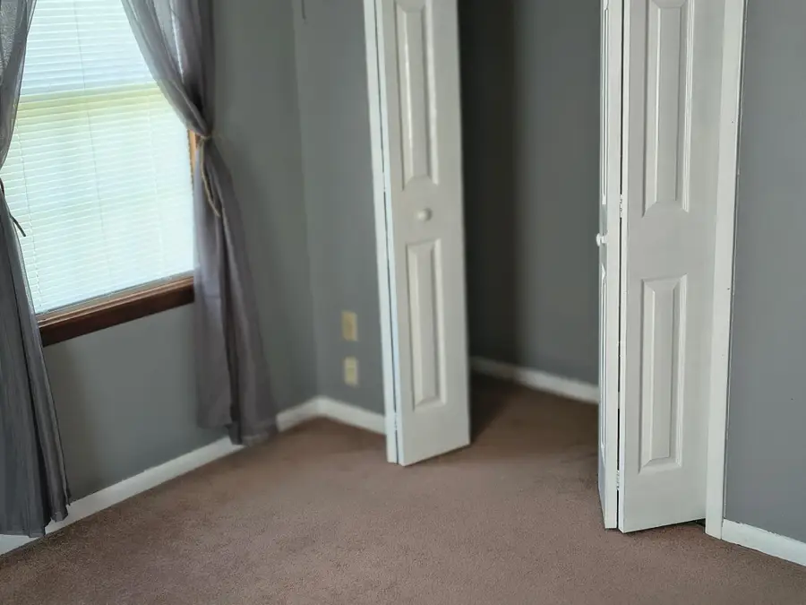 1200 Academy, Eldorado, IL 62930 - #3