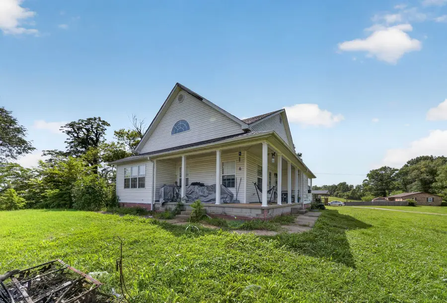 3044 Hilltop Curve Rd, Waverly, KY 42462 - #3