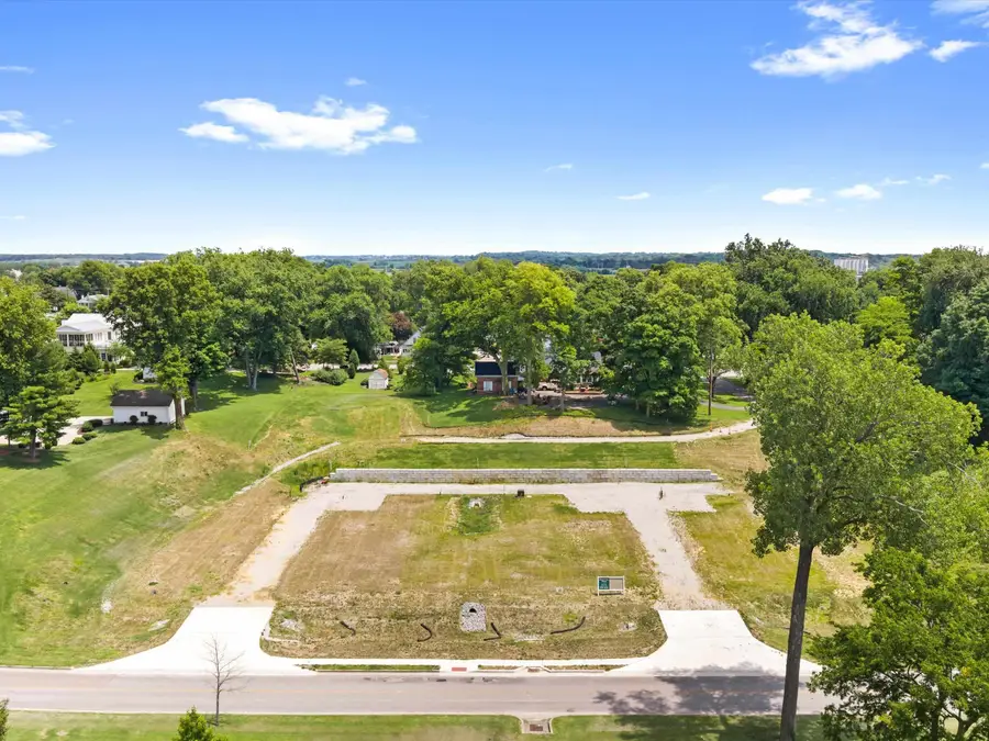 1110 Merritt Dr., Henderson, KY 42420 - #2