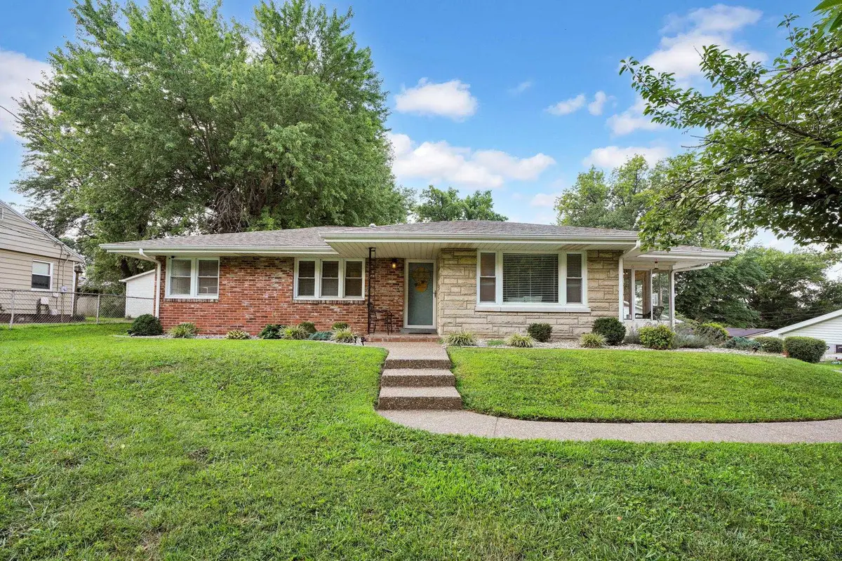 604 Marywood Dr, Henderson, KY 42420 - #1
