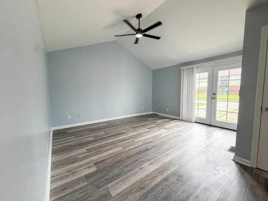860 Lakeview Dr. B, Henderson, KY 42420 - #3