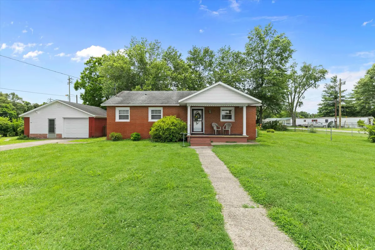 700 Pike St, Uniontown, KY 42461 - #1