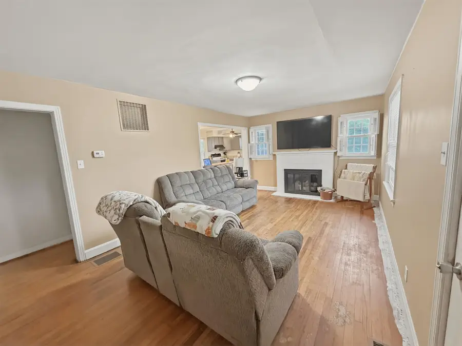 1317 N Washington St, Sturgis, KY 42459-0000 - #3