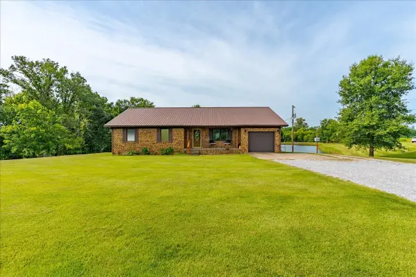 754 Persimmon Ridge Rd., Morganfield, KY 42437
