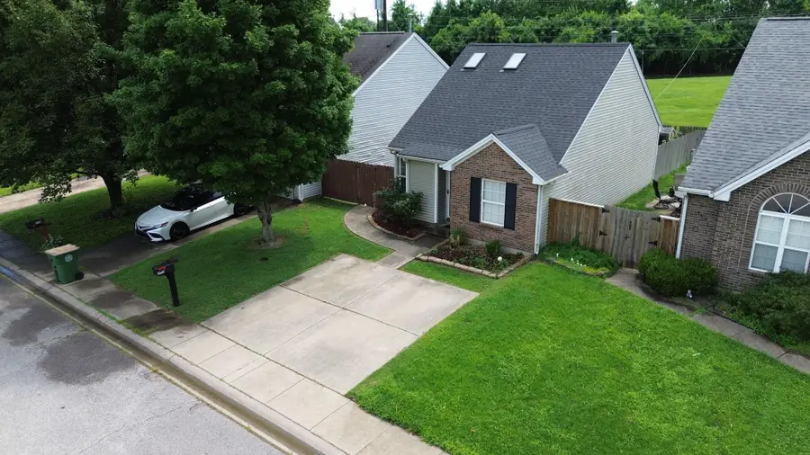 956 Millcreek Dr, Henderson, KY  - #2