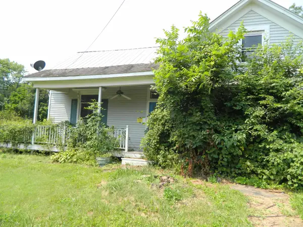 1321 First Street, Robards, KY 42452