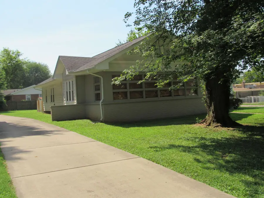 528 S ELM STREET, Henderson, KY 42420-3553 - #2