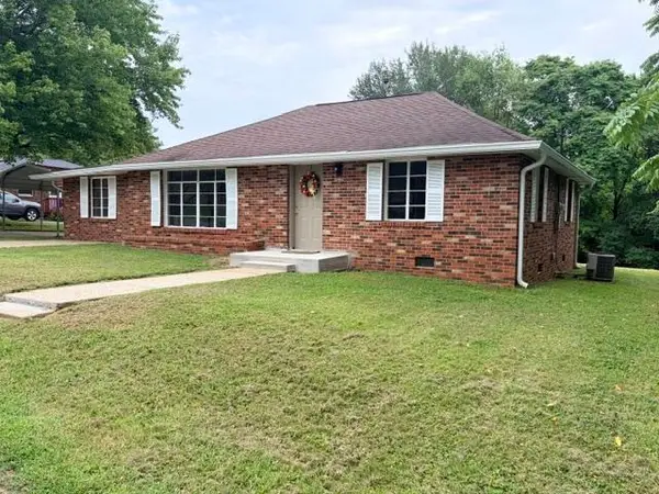 734 Vayden St., Corydon, KY 42406