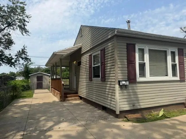 217 Lincoln Ave, Henderson, KY 42420 - #3