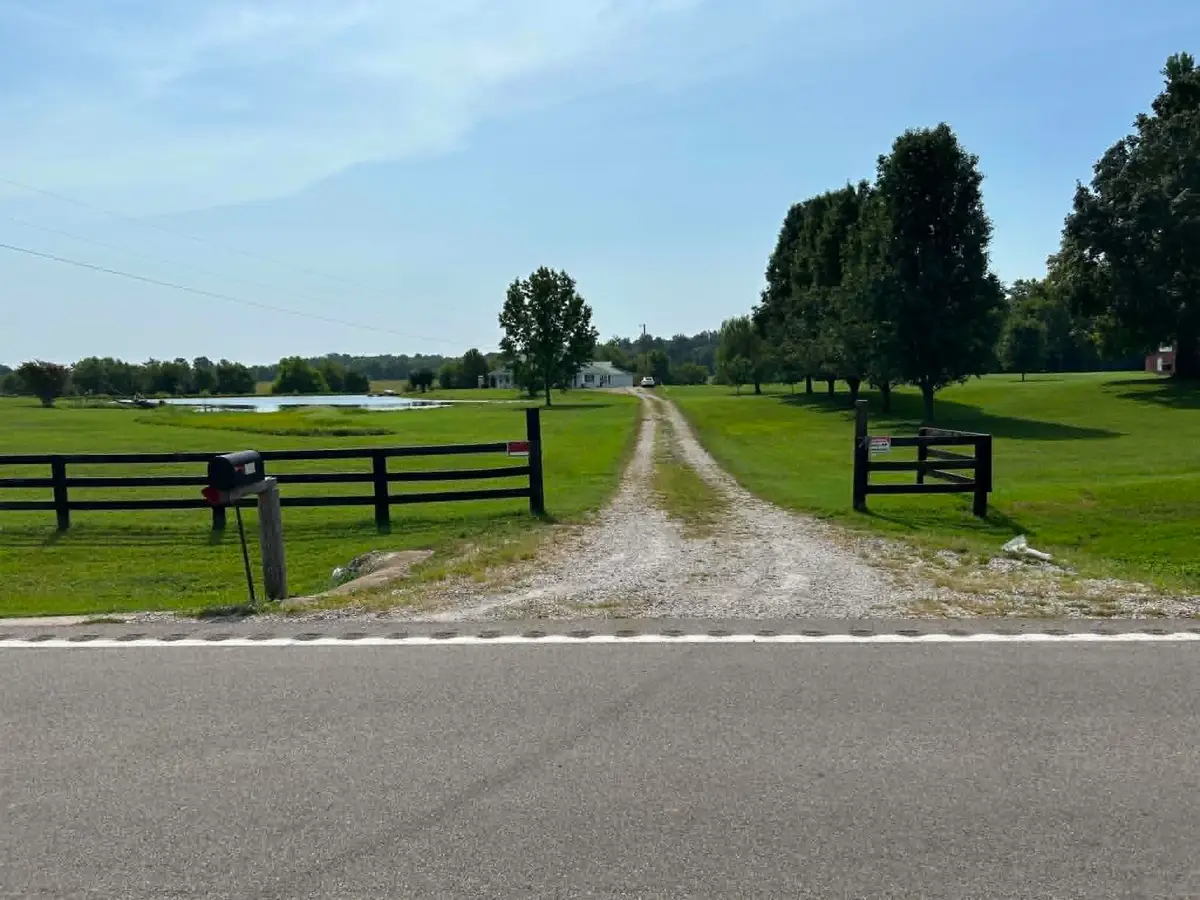 5448 W State Route 136, Henderson, KY 42420 - #1
