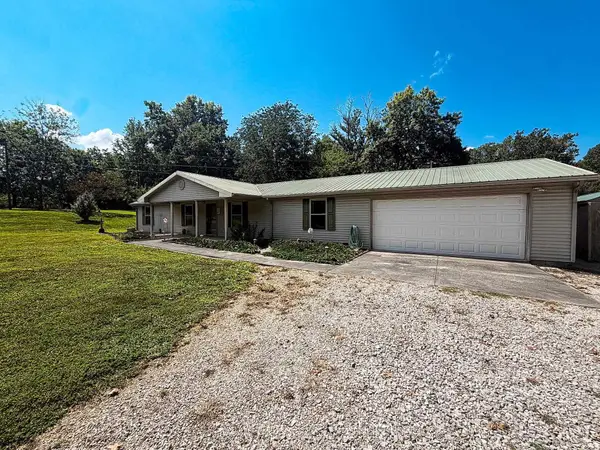 8900 Martin Martin Rd, Henderson, KY 42420