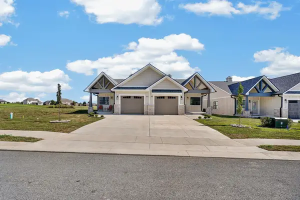 3038 Copper Creek Dr, Henderson, KY 42420