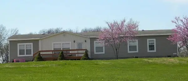 223 State Route 1180, Waverly, KY 42462