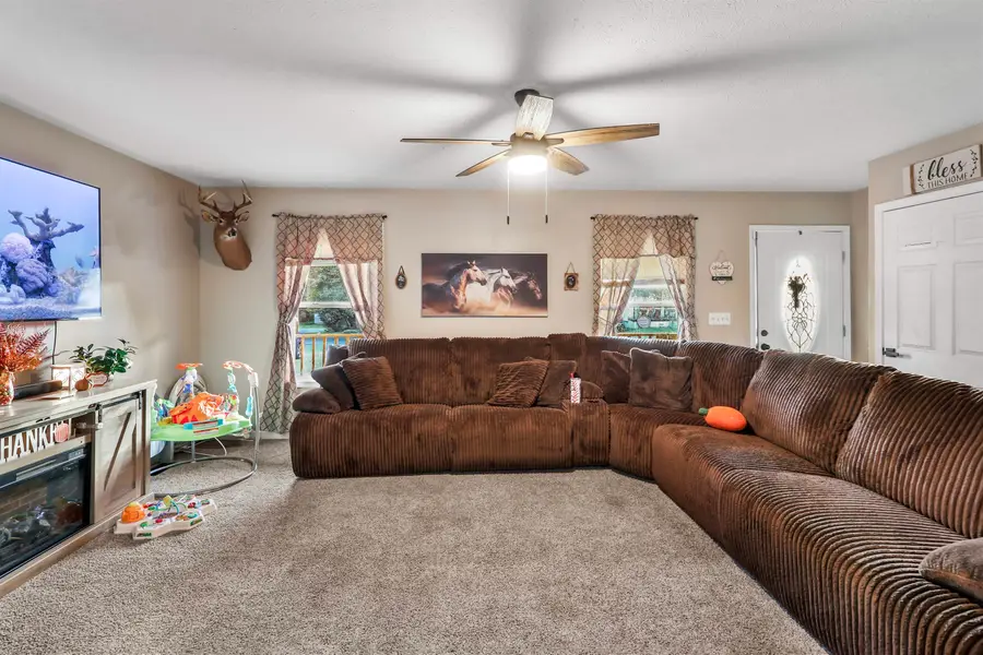 515 Union St, Providence, KY 42450 - #3