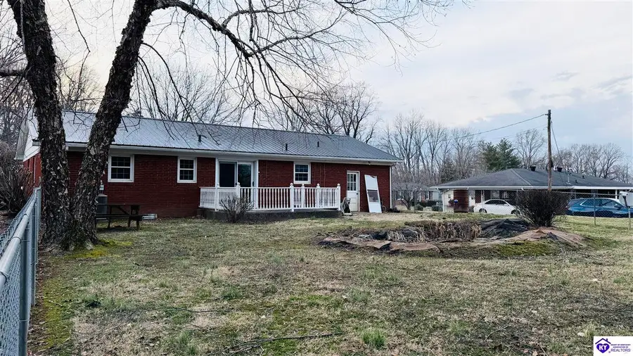 111 Park Avenue, Greensburg, KY 42743 - #3