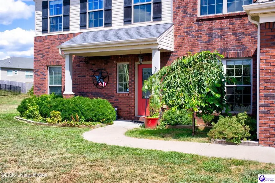 316 Merlot Court, Vine Grove, KY 40175 - Image #3