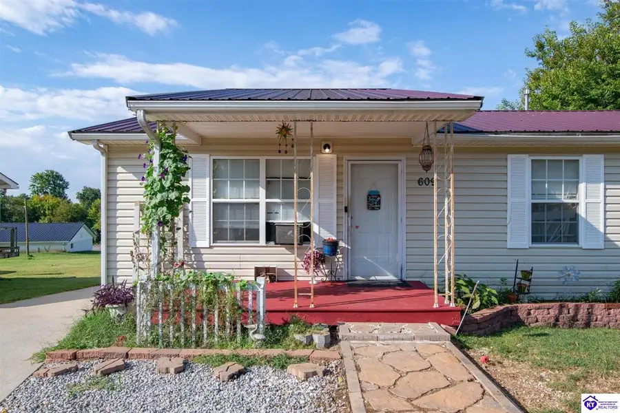 609 Moore Drive, Elizabethtown, KY 42701 - #2