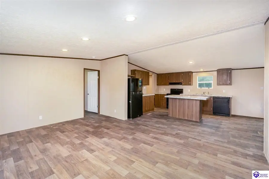 187 Silver Stone Lane, Hardinsburg, KY 40143 - Image #2