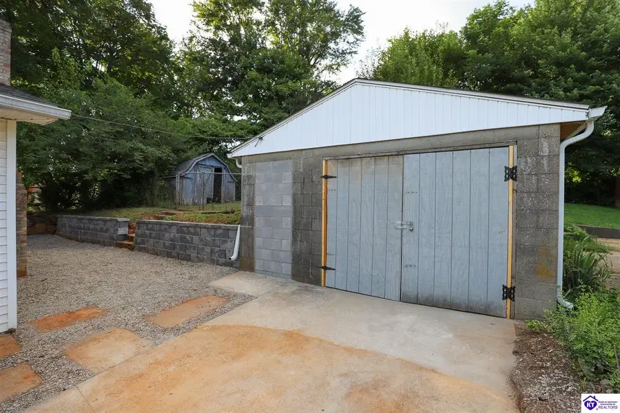 709 Otter Creek Road, Vine Grove, KY 40175 - Image #2