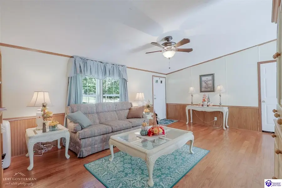 77 Aaron Court, Glendale, KY 42740 - Image #2