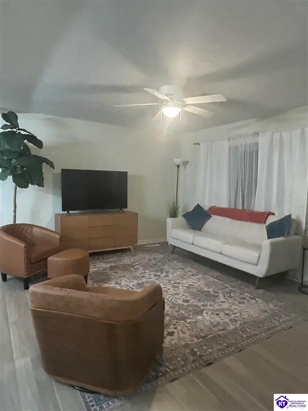 402 Duggins Drive, Elizabethtown, KY 42701