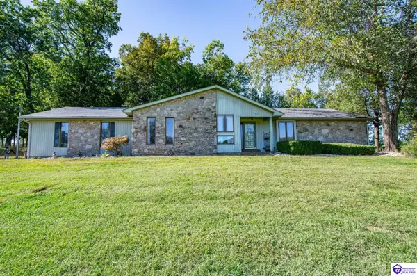 102 Thicket Court, Radcliff, KY 40160
