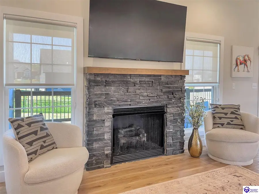 102 Kentucky Oaks Trail, Elizabethtown, KY 42701 - Image #3