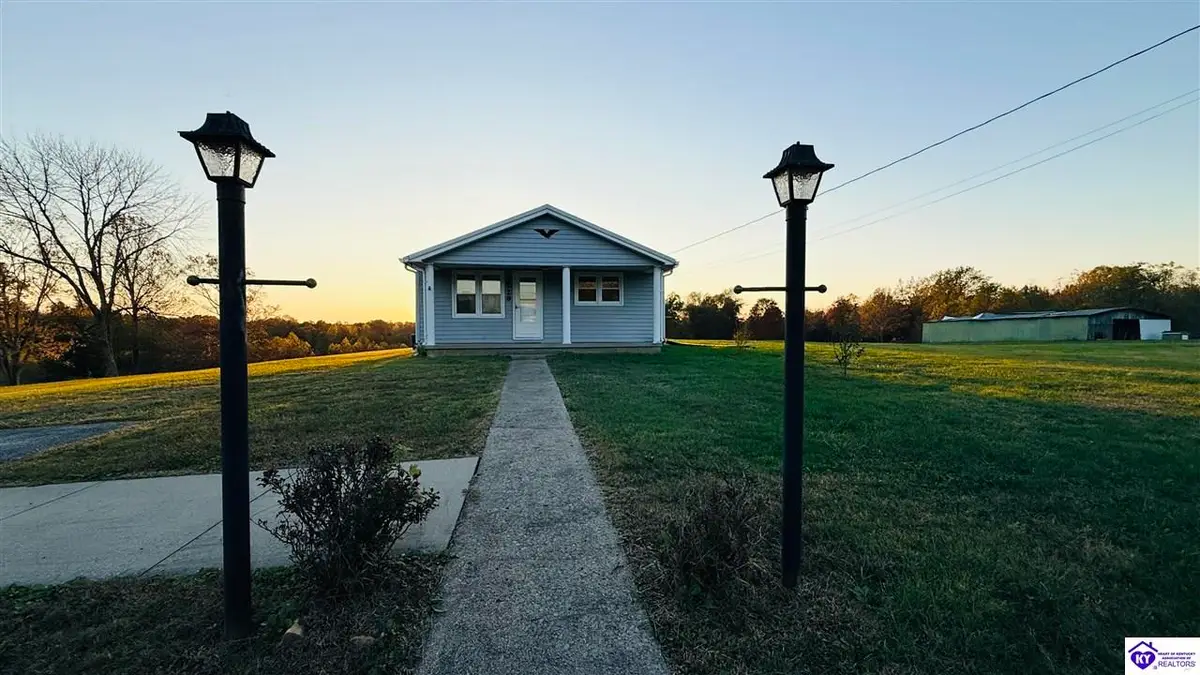 5228 Edmonton Road, Greensburg, KY 42743 - Image #1