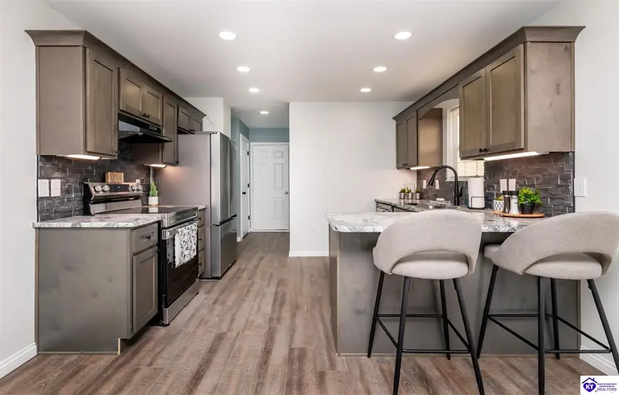 1306 Fleming Drive, Elizabethtown, KY 42701-9389 - Image #2