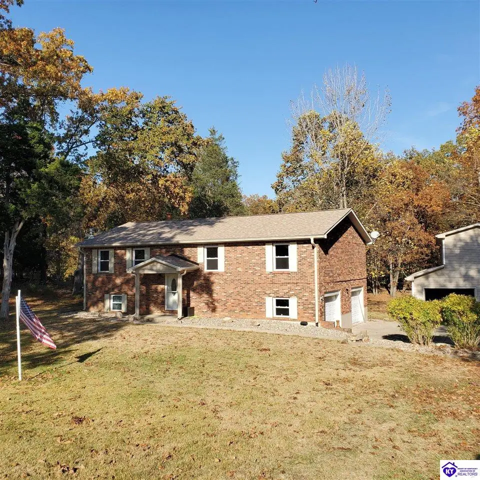 929 Hickory Drive, Vine Grove, KY 40175 - Image #1