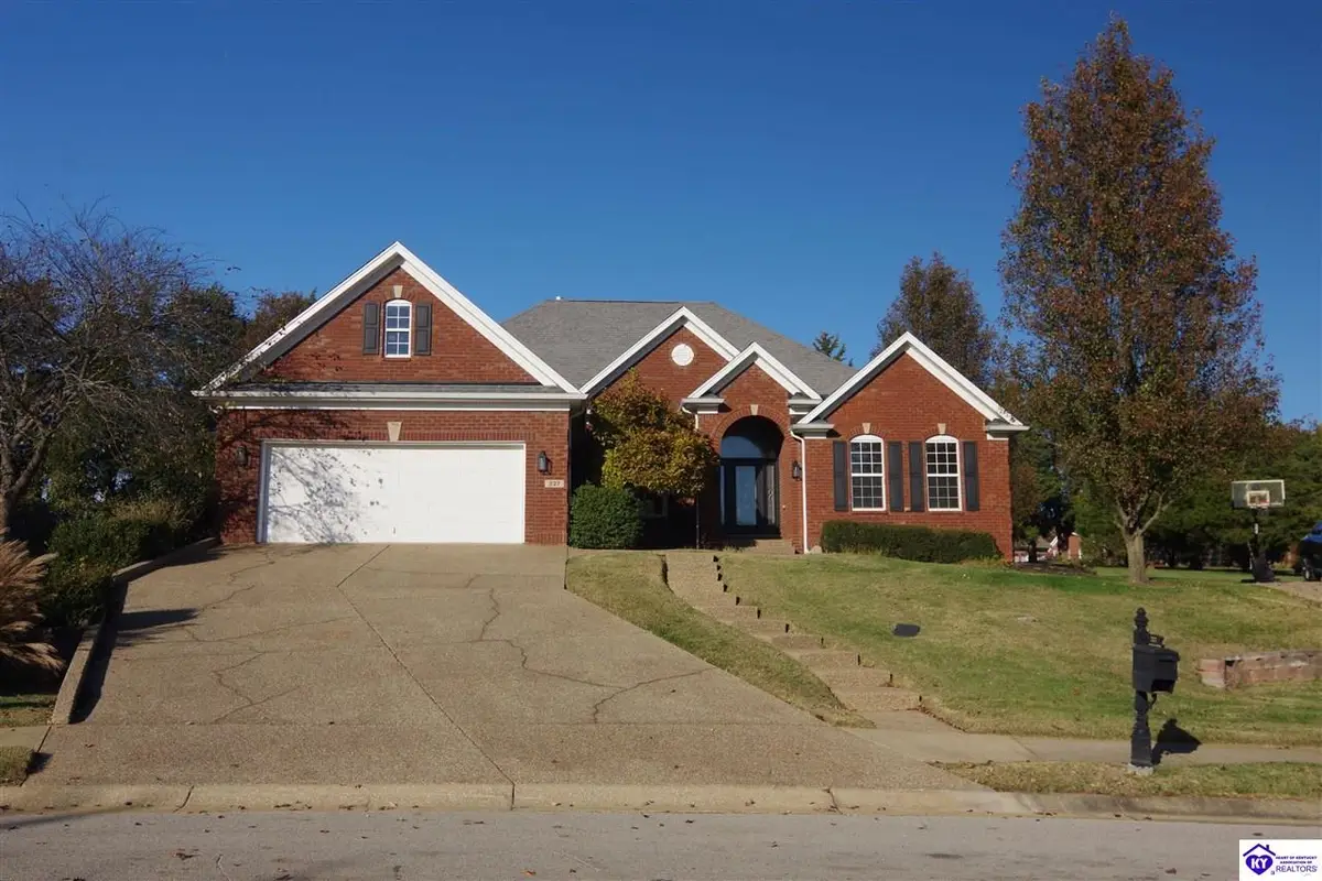 227 Evergreen Garden, Elizabethtown, KY 42701 - Image #1