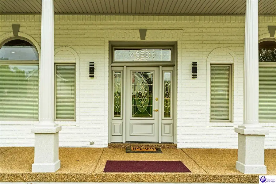 707 Foxfire Road, Elizabethtown, KY 42701 - Image #3