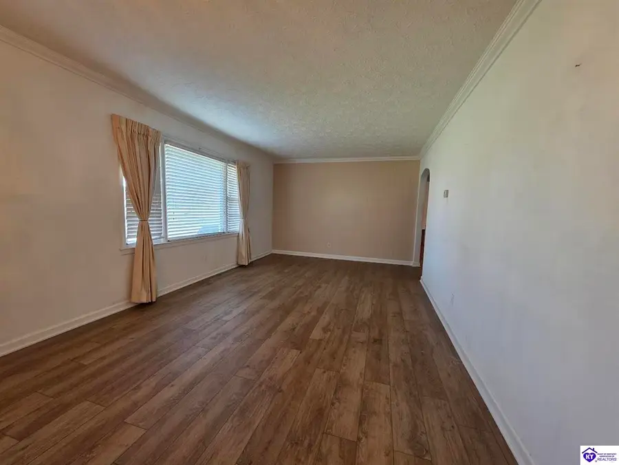 600 Shawnee Drive, Campbellsville, KY 42718 - Image #3