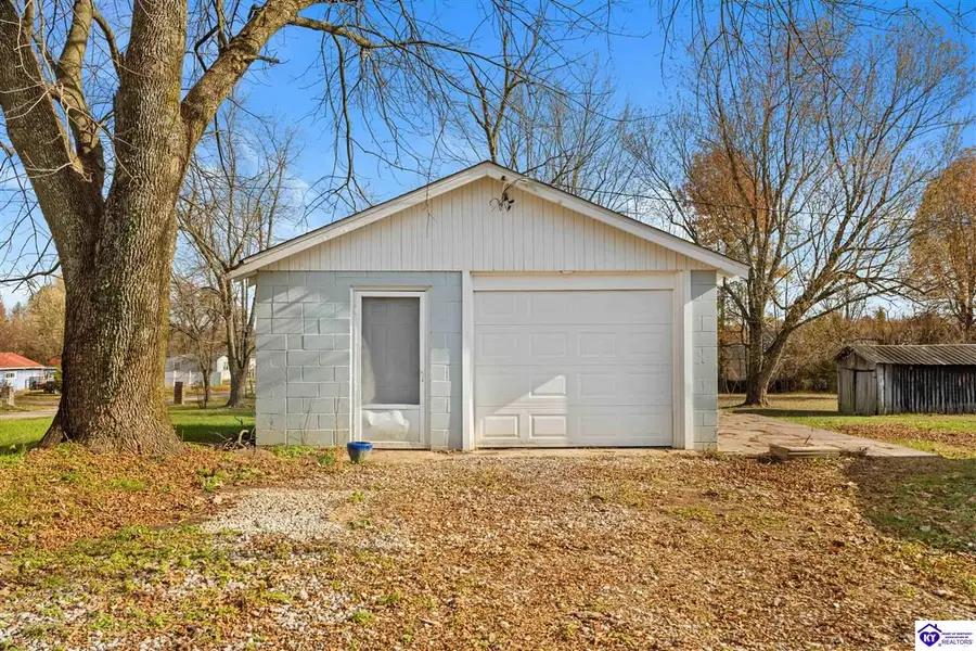 7054 S. Wilson Rd, Elizabethtown, KY 42701 - Image #3