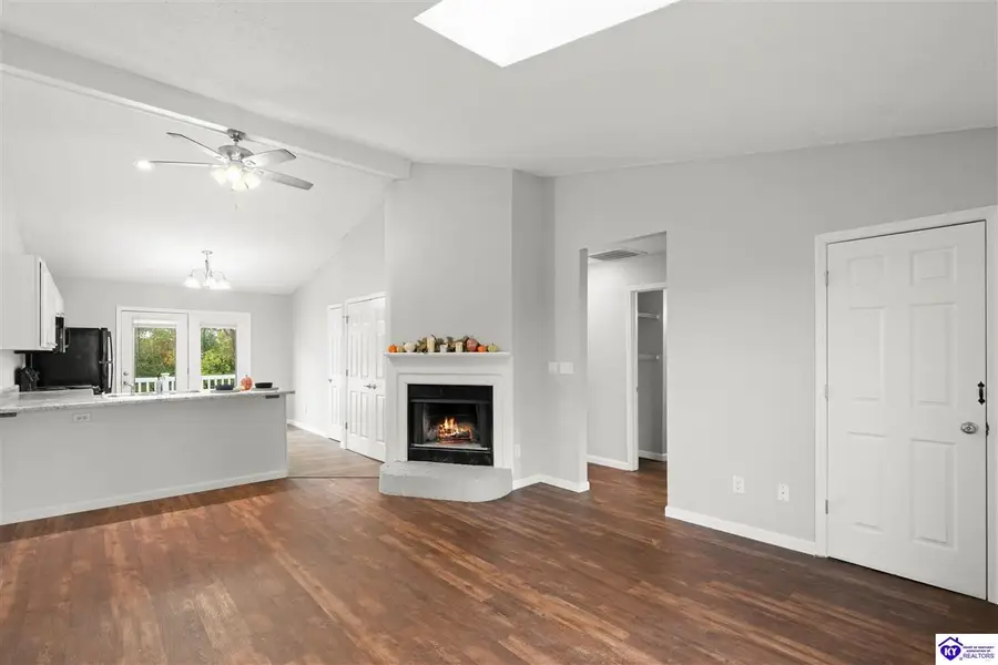 1025 Colonial Drive, Elizabethtown, KY 42701 - Image #3