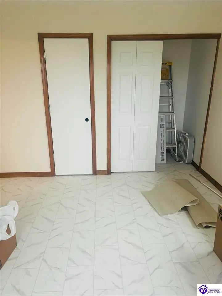 6420 Flaherty Road, Vine Grove, KY 40175 - Image #3