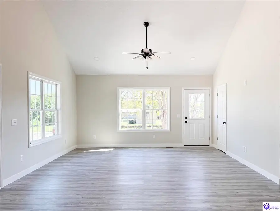 7899 Defries Road, Canmer, KY 42722 - #3