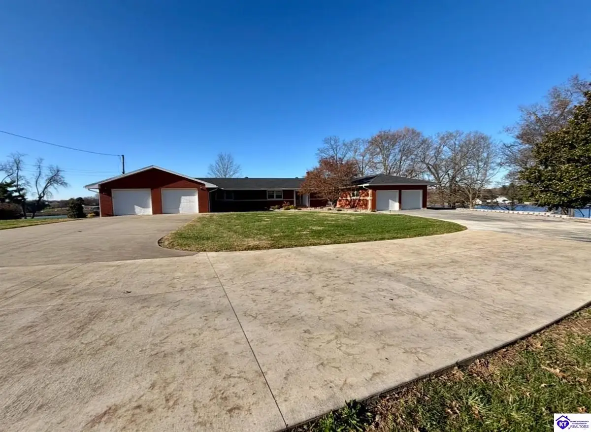 411 Lakeview Drive, Campbellsville, KY 42718 - Image #1